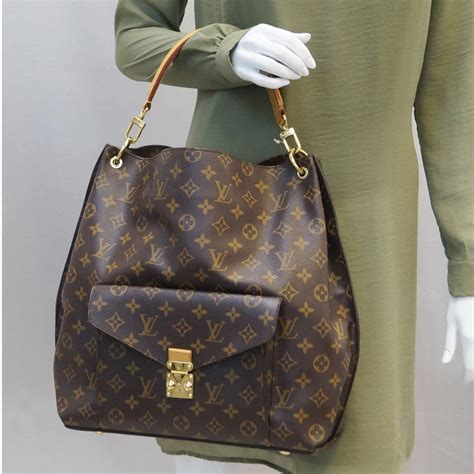 louis vuitton metis bag black|louis vuitton metis hobo bag.